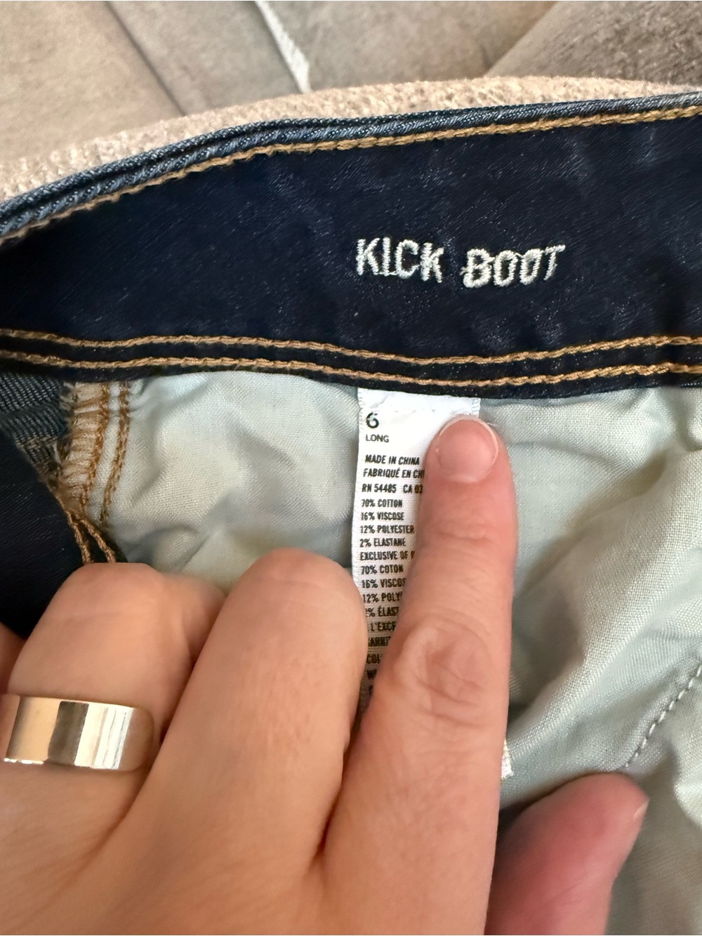 American Eagle Outfitters Dark Blue Flare Jeans - Picture 8 of 9